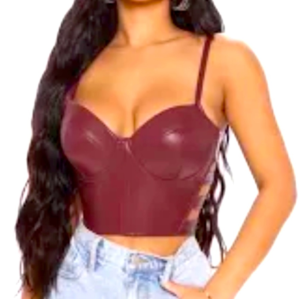 Beautiful burgundy crop top.